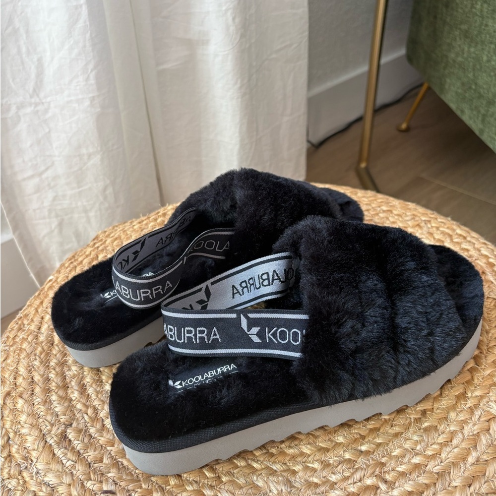Koolaburra by UGG Black Fuzzy Slide with Branded Elastic Strap